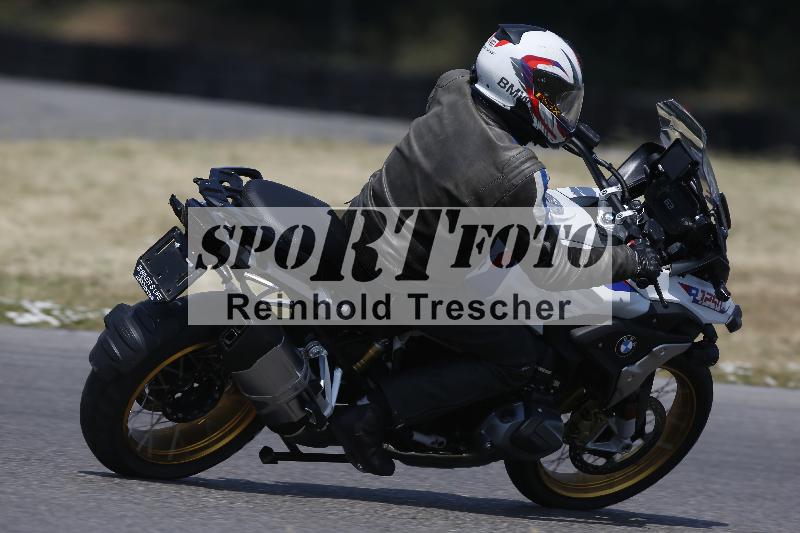 /Archiv-2023/32 08.06.2023 TZ Motorsport ADR/Gruppe gruen/backside